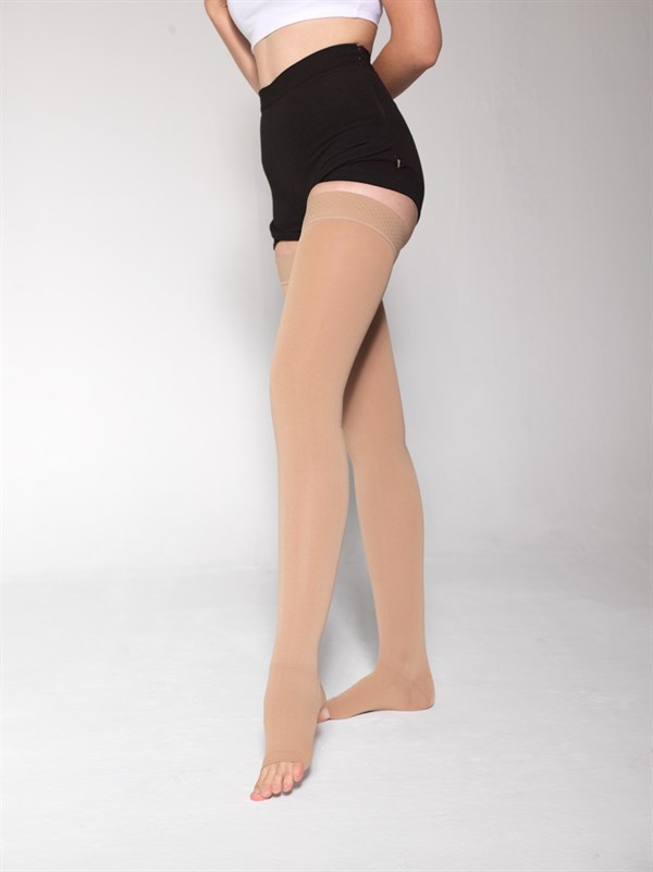 7131-varimed-comfort-ccl1-hafif-basinc-diz-ustu-kapali-burun-normal-boy-varis-corabi-18-21-mmhg_663510a99b76a.jpeg 7131 Varimed Comfort CCL1 Hafif Basınç Diz Üstü Kapalı Burun Normal Boy Varis Çorabı 18-21 mmHg - Görsel 1